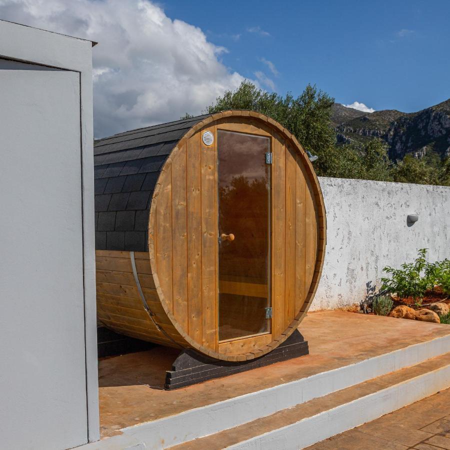 Old Olive Tree Cottage Agii Apostoli  Екстериор снимка